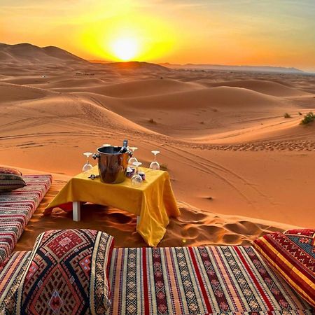 Amazing Luxury Camp Hotel Мерцуга Екстериор снимка