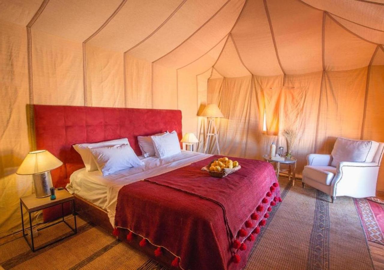 Amazing Luxury Camp Hotel Мерцуга Екстериор снимка