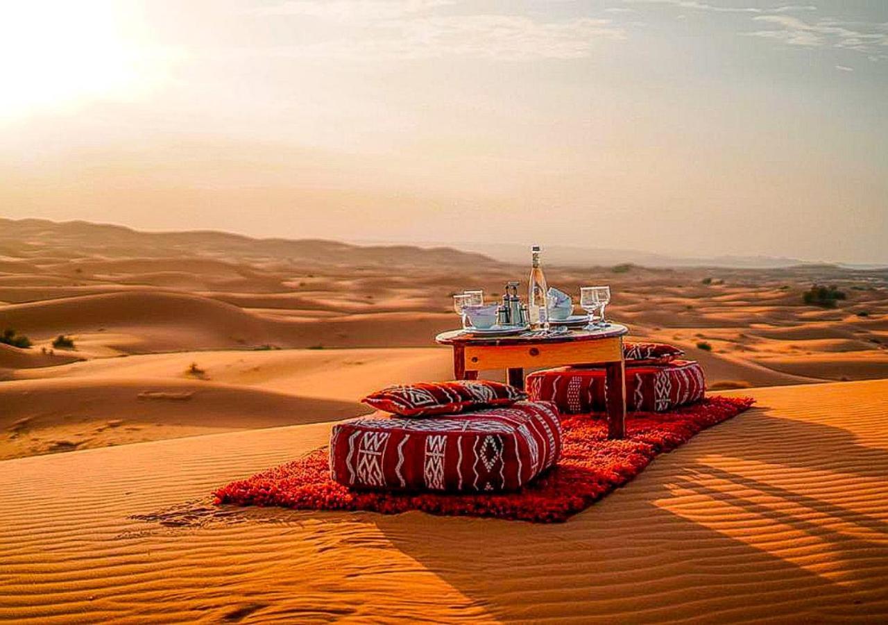 Amazing Luxury Camp Hotel Мерцуга Екстериор снимка