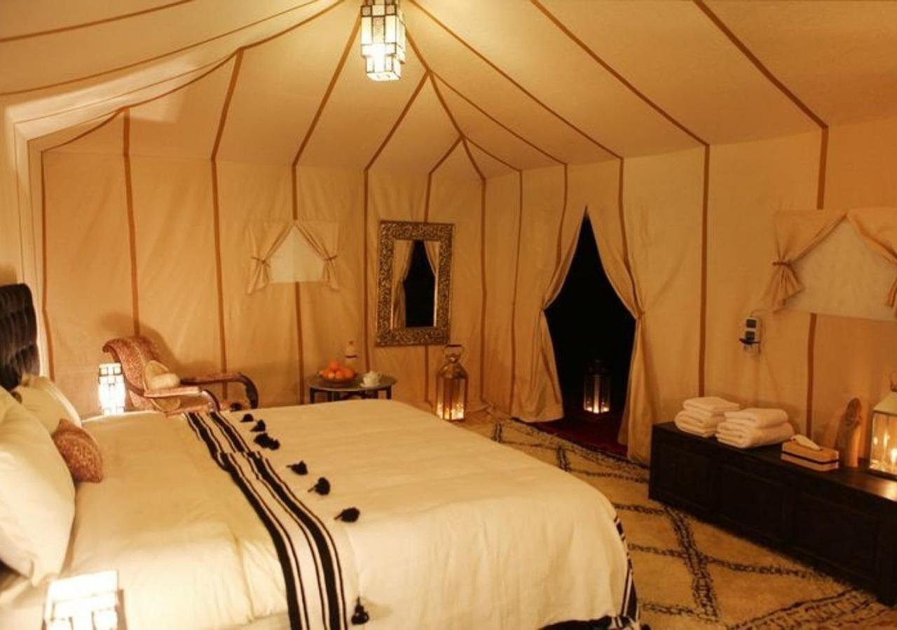 Amazing Luxury Camp Hotel Мерцуга Екстериор снимка